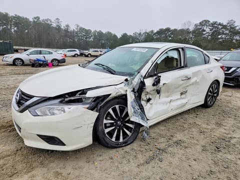 2018 Nissan Altima, VIN 1N4AL3AP0JC225923. Фото 1 з 6 з аукціону Copart. Каталог авто зі США OpenDataCar.