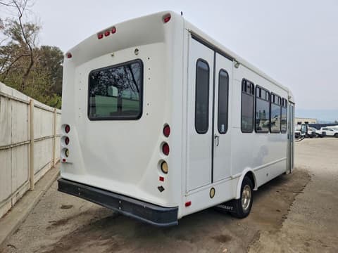 2013 Ford E-450, VIN 1FDFE4FS6DDA06147. Фото 3 з 6 з аукціону Copart. Каталог авто зі США OpenDataCar.