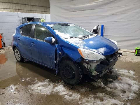 2014 Toyota Prius C, VIN JTDKDTB32E1569519. Фото 4 з 6 з аукціону Copart. Каталог авто зі США OpenDataCar.