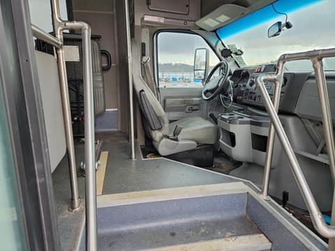 2018 Ford Econoline E350, VIN 1FDEE3FS3JDC38593. Фото 5 з 6 з аукціону Copart. Каталог авто зі США OpenDataCar.