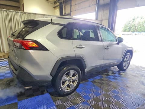 2024 Toyota RAV4, VIN 2T3W1RFV9RW316536. Фото 3 из 6 с аукциона Copart. Каталог авто из США OpenDataCar.