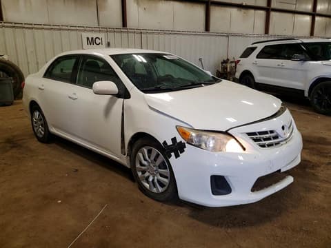 2013 Toyota Corolla, VIN 2T1BU4EE2DC010212. Фото 4 з 6 з аукціону Copart. Каталог авто зі США OpenDataCar.