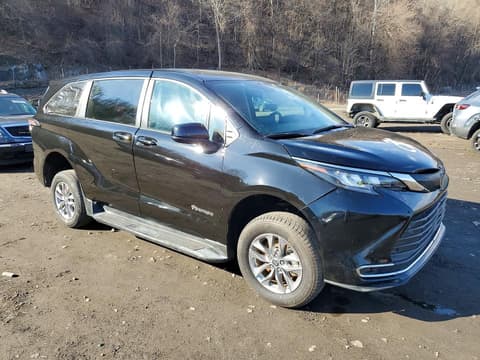 2023 Toyota Sienna, VIN 5TDKRKEC7PS137716. Фото 4 з 6 з аукціону Copart. Каталог авто зі США OpenDataCar.