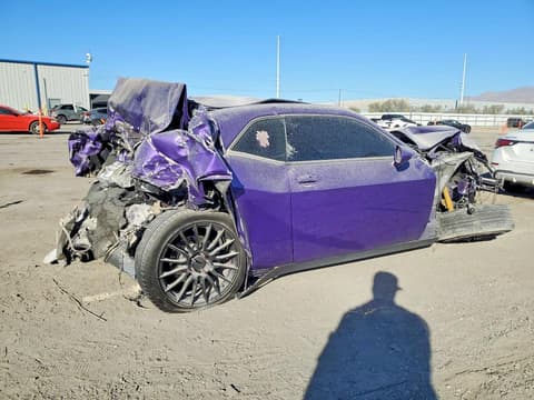 2023 Dodge Challenger, VIN 2C3CDZBT2PH621151. Фото 3 з 6 з аукціону Copart. Каталог авто зі США OpenDataCar.