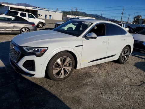 2024 Audi Q8, VIN WA1CAAGE3RB028307. Фото 1 з 6 з аукціону Copart. Каталог авто зі США OpenDataCar.