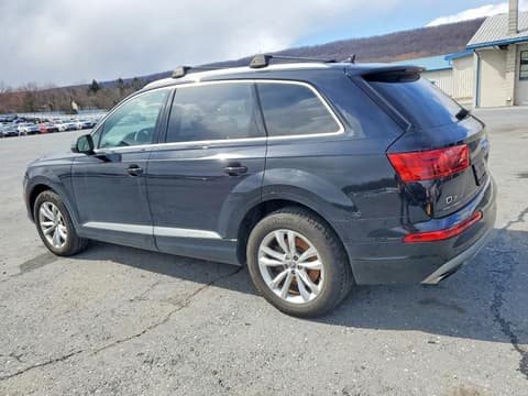2018 Audi Q7, VIN WA1LHAF79JD018565. Фото 2 из 6 с аукциона Copart. Каталог авто из США OpenDataCar.