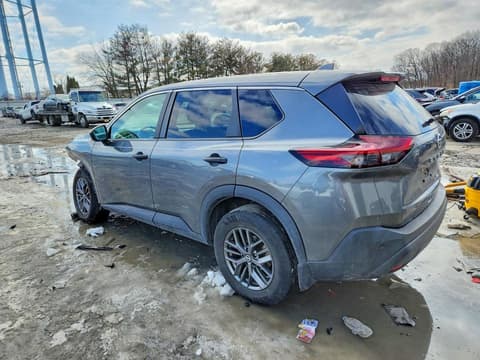 2021 Nissan Rogue Sport, VIN 5N1AT3AB1MC735857. Фото 2 з 6 з аукціону Copart. Каталог авто зі США OpenDataCar.