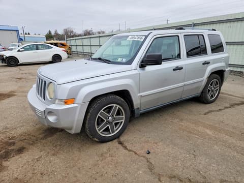 2008 Jeep Patriot, VIN 1J8FF48W08D775551. Zdjęcie 1 z 6 z aukcji Copart. Katalog aut z USA OpenDataCar.