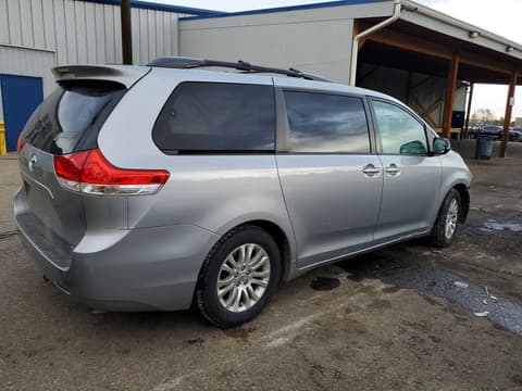 2013 Toyota Sienna, VIN 5TDYK3DC8DS385717. Фото 3 з 6 з аукціону Copart. Каталог авто зі США OpenDataCar.