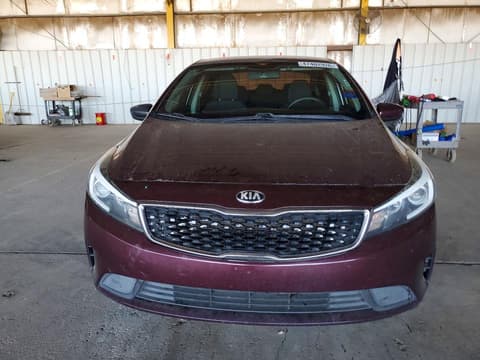 2018 Kia Forte, VIN 3KPFL4A79JE193794. Фото 5 з 6 з аукціону Copart. Каталог авто зі США OpenDataCar.