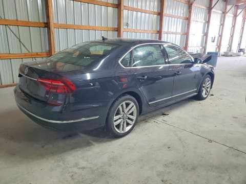 2017 Volkswagen Passat, VIN 1VWGT7A36HC071671. Фото 3 з 6 з аукціону Copart. Каталог авто зі США OpenDataCar.