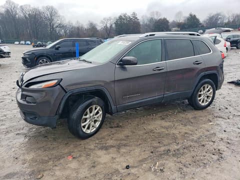 2015 Jeep Cherokee, VIN 1C4PJMCS5FW521642. Фото 1 з 6 з аукціону Copart. Каталог авто зі США OpenDataCar.