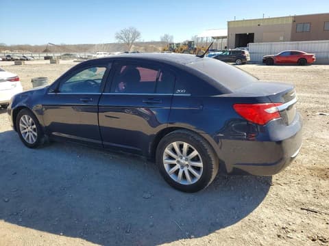 2014 Chrysler 200, VIN 1C3CCBBB9EN183928. Фото 2 з 6 з аукціону Copart. Каталог авто зі США OpenDataCar.