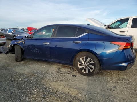 2020 Nissan Altima, VIN 1N4BL4BV7LC134724. Фото 2 з 6 з аукціону Copart. Каталог авто зі США OpenDataCar.