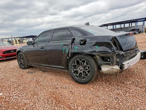 2020 Chrysler 300, VIN 2C3CCAGGXLH151056. Фото 2 з 6 з аукціону Copart. Каталог авто зі США OpenDataCar.