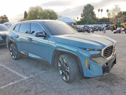 2023 Bmw XM, VIN 5YM23CS08P9S58553. Zdjęcie 4 z 6 z aukcji Copart. Katalog aut z USA OpenDataCar.