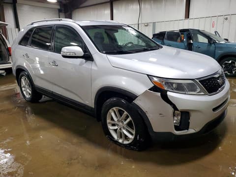2015 Kia Sorento, VIN 5XYKT3A66FG617880. Фото 4 з 6 з аукціону Copart. Каталог авто зі США OpenDataCar.