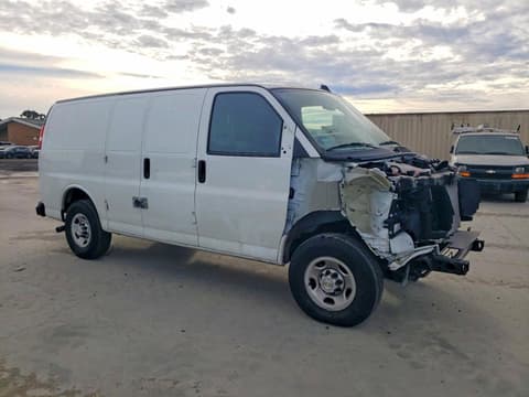 2024 Chevrolet Express 2500, VIN 1GCWGAFPXR1235674. Фото 4 из 6 с аукциона Copart. Каталог авто из США OpenDataCar.