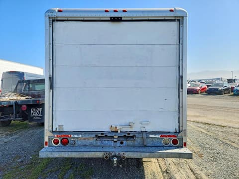 2000 Ford E-350, VIN 1FDWE35S4YHA83738. Фото 6 з 6 з аукціону Copart. Каталог авто зі США OpenDataCar.