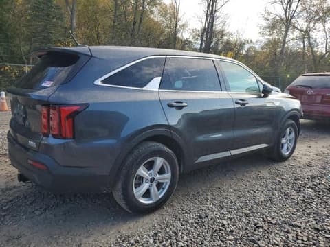 2023 Kia Sorento, VIN 5XYRG4LC3PG245699. Zdjęcie 3 z 6 z aukcji Copart. Katalog aut z USA OpenDataCar.