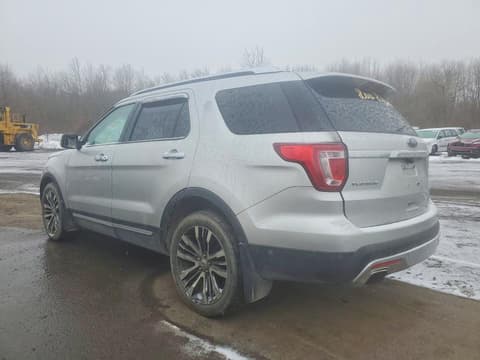 2017 Ford Explorer, VIN 1FM5K8HT5HGA72436. Фото 2 з 6 з аукціону Copart. Каталог авто зі США OpenDataCar.