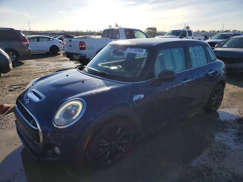 2017 Mini Cooper, VIN WMWXU3C53H2B64001. Фото 1 з 6 з аукціону Copart. Каталог авто зі США OpenDataCar.