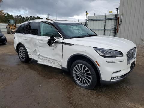 2021 Lincoln Aviator, VIN 5LM5J7XC7MGL09885. Zdjęcie 4 z 6 z aukcji Copart. Katalog aut z USA OpenDataCar.