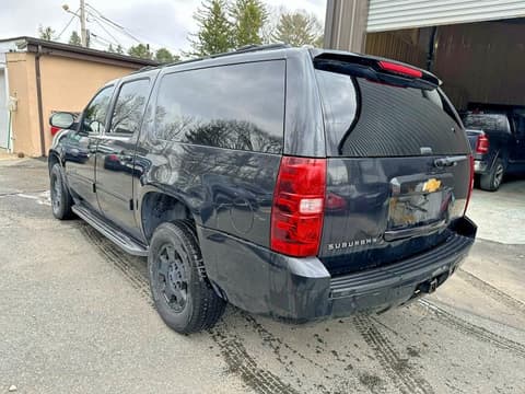 2013 Chevrolet Suburban, VIN 1GNSKJE78DR138778. Фото 3 з 6 з аукціону Copart. Каталог авто зі США OpenDataCar.