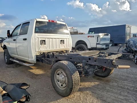 2018 Ram 2500, VIN 3C6UR5HJ1JG380620. Фото 2 з 6 з аукціону Copart. Каталог авто зі США OpenDataCar.