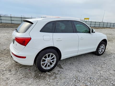 2010 Audi Q5, VIN WA1LKAFP8AA059773. Фото 3 з 6 з аукціону Copart. Каталог авто зі США OpenDataCar.
