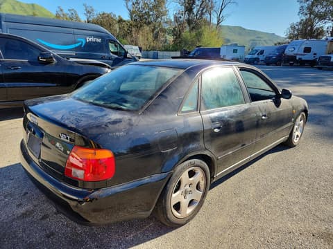 1997 Audi A4, VIN WAUCB88D7VA241548. Фото 3 з 6 з аукціону Copart. Каталог авто зі США OpenDataCar.