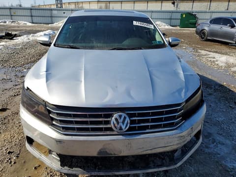 2016 Volkswagen Passat, VIN 1VWBT7A3XGC010140. Фото 5 з 6 з аукціону Copart. Каталог авто зі США OpenDataCar.