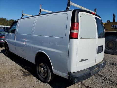 2013 Chevrolet Express 2500, VIN 1GCWGFCA4D1162999. Фото 2 з 6 з аукціону Copart. Каталог авто зі США OpenDataCar.
