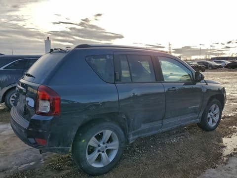 2016 Jeep Compass, VIN 1C4NJDBBXGD507886. Фото 3 з 6 з аукціону Copart. Каталог авто зі США OpenDataCar.