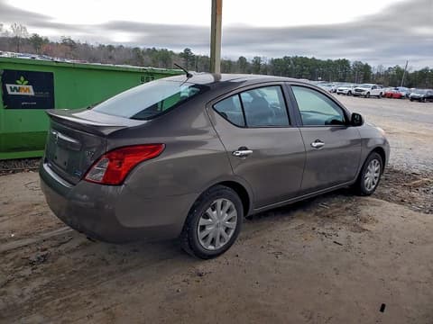 2013 Nissan Versa, VIN 3N1CN7AP7DL888504. Фото 3 з 6 з аукціону Copart. Каталог авто зі США OpenDataCar.