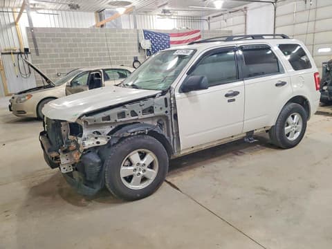 2010 Ford Escape, VIN 1FMCU0D78AKA70260. Фото 1 з 6 з аукціону Copart. Каталог авто зі США OpenDataCar.