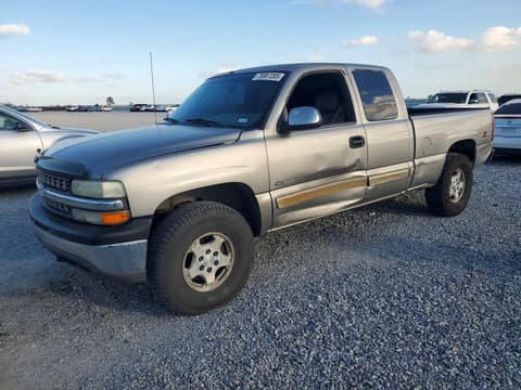 2000 Chevrolet Silverado, VIN 1GCEK19T5YE418359. Фото 1 з 6 з аукціону Copart. Каталог авто зі США OpenDataCar.