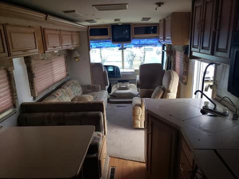 1999 Ford F-550 Super Duty, VIN 3FCNF53S1XJA33354. Фото 5 з 6 з аукціону Copart. Каталог авто зі США OpenDataCar.