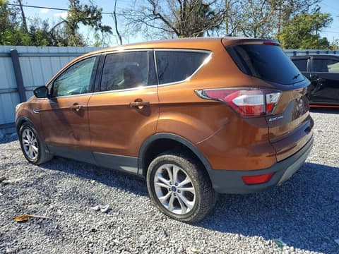 2017 Ford Escape, VIN 1FMCU0GD9HUA94289. Фото 2 из 6 с аукциона Copart. Каталог авто из США OpenDataCar.