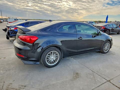 2015 Kia Forte, VIN KNAFX6A81F5417343. Фото 3 з 6 з аукціону Copart. Каталог авто зі США OpenDataCar.