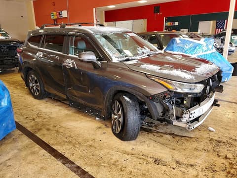 2023 Toyota Highlander, VIN 5TDKDRBH5PS004122. Фото 4 з 6 з аукціону Copart. Каталог авто зі США OpenDataCar.