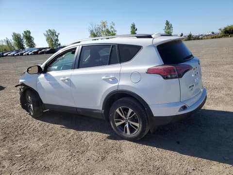 2018 Toyota RAV4, VIN 2T3ZFREV1JW521160. Фото 2 з 6 з аукціону Copart. Каталог авто зі США OpenDataCar.