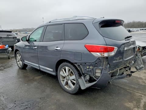 2013 Nissan Pathfinder, VIN 5N1AR2MN8DC646740. Фото 2 з 6 з аукціону Copart. Каталог авто зі США OpenDataCar.