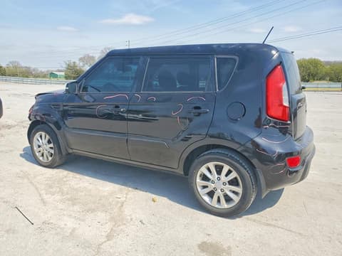 2013 Kia Soul, VIN KNDJT2A67D7588356. Фото 2 з 6 з аукціону Copart. Каталог авто зі США OpenDataCar.