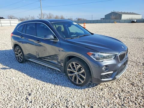 2018 Bmw X1, VIN WBXHU7C37J5H43772. Zdjęcie 4 z 6 z aukcji Copart. Katalog aut z USA OpenDataCar.
