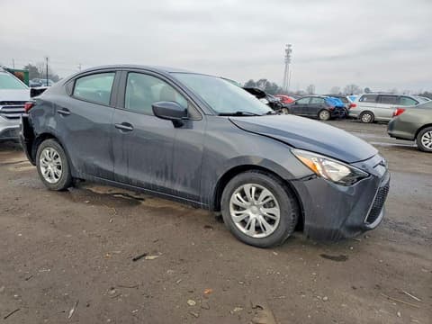 2019 Toyota Yaris, VIN 3MYDLBYV2KY519713. Фото 4 з 6 з аукціону Copart. Каталог авто зі США OpenDataCar.