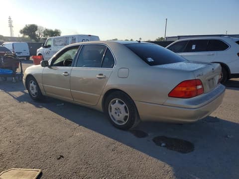 2002 Lexus LS 430, VIN JTHBN30F020067876. Фото 2 из 6 с аукциона Copart. Каталог авто из США OpenDataCar.