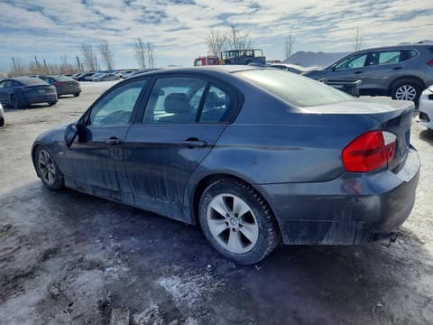 2007 Bmw 3 Series, VIN WBAVH13527KC96990. Фото 2 з 6 з аукціону Copart. Каталог авто зі США OpenDataCar.