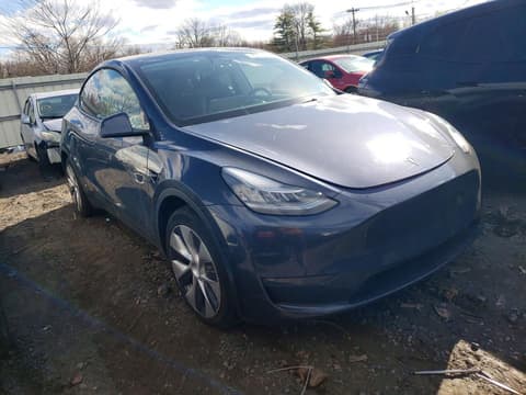 2021 Tesla Model Y, VIN 5YJYGDEE8MF118752. Photo 4 of 6 from Copart auction. OpenDataCar US salvage catalog.