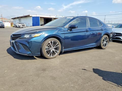 2018 Toyota Camry, VIN 4T1B11HK0JU674768. Фото 1 з 6 з аукціону Copart. Каталог авто зі США OpenDataCar.